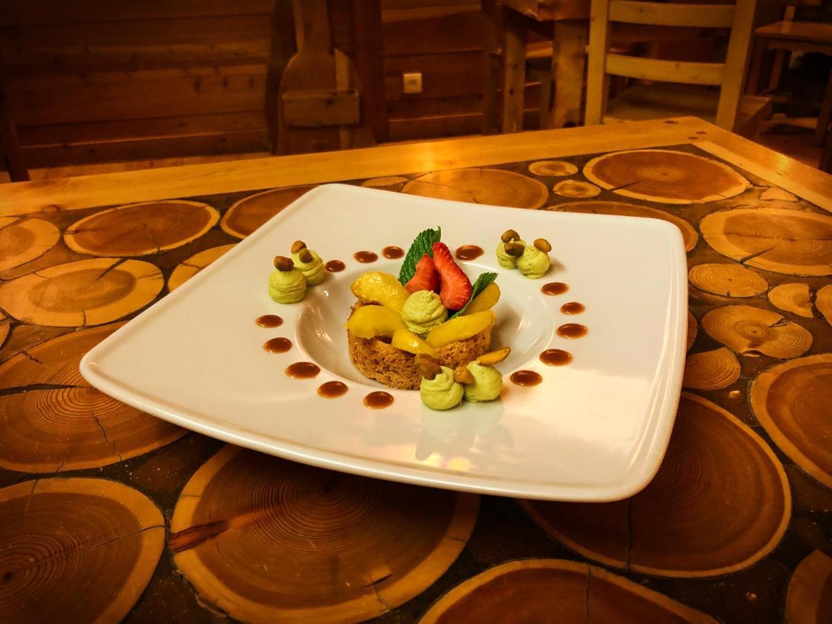 Hotel & Spa La Ferme De L'Izoard 阿维厄 外观 照片