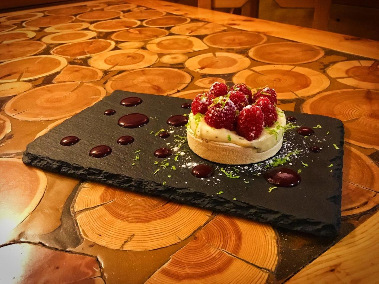 Hotel & Spa La Ferme De L'Izoard 阿维厄 外观 照片