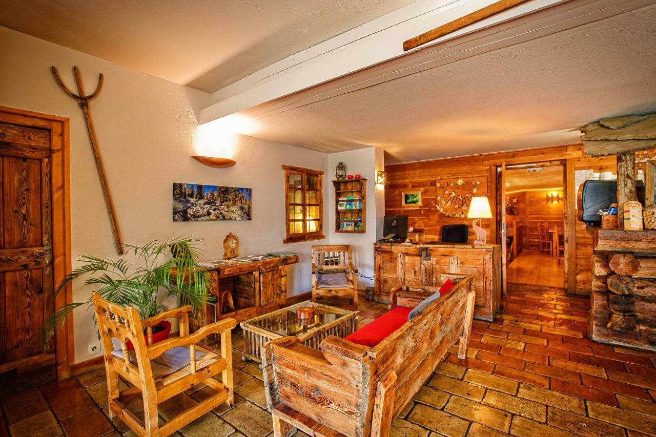 Hotel & Spa La Ferme De L'Izoard 阿维厄 外观 照片